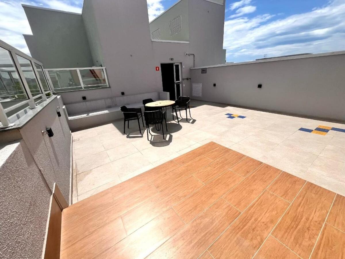 Apartment De 2 Quartos, Com Piscina E Ha 10 Km De Copacabana *