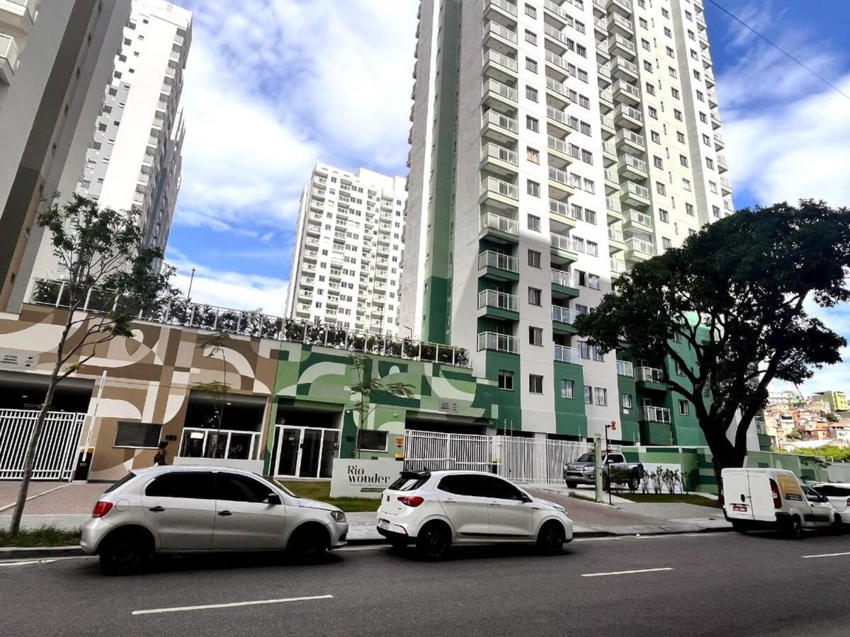 De 2 Quartos, Com Piscina E Ha 10 Km De Copacabana Apartment